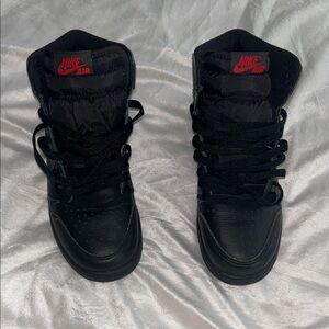 Nike Kids Black and Red Sneakers